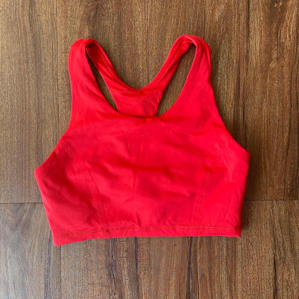 Lululemon Women’s Top!